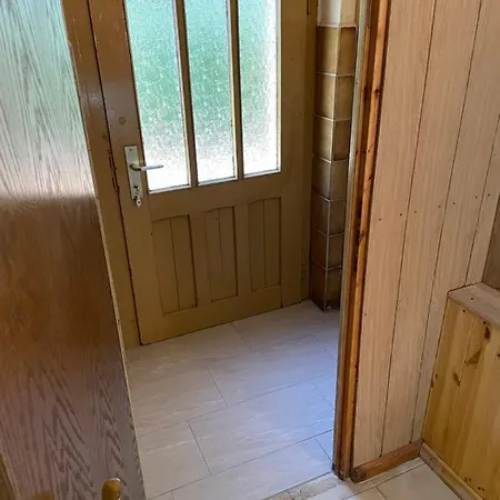 Peeneurlaub Souterrain Apartamento